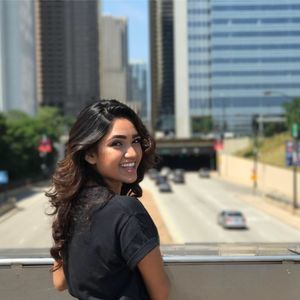 Meet your Posher, Cynthia